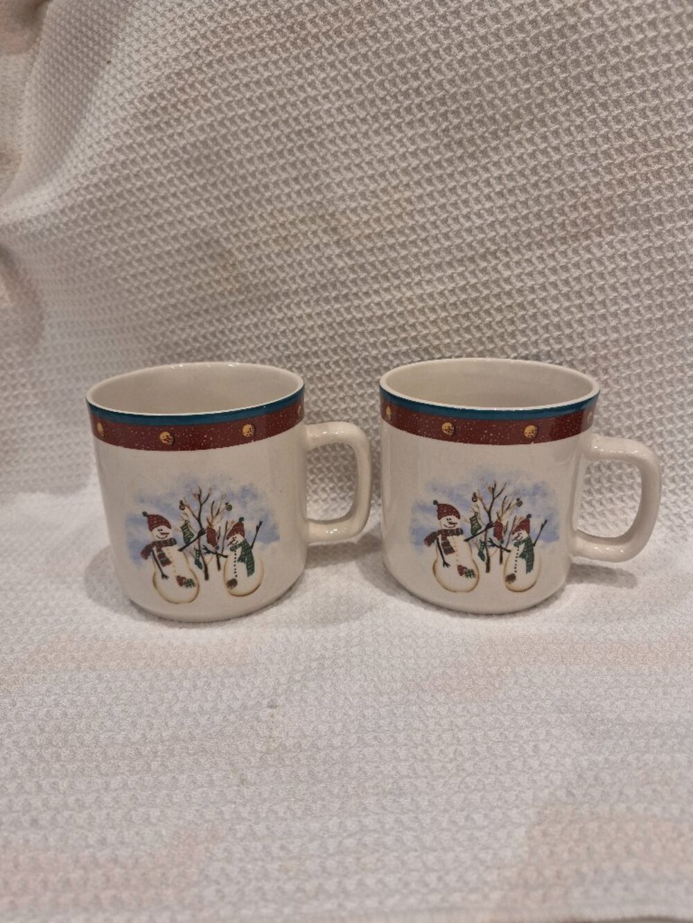 2 Royal Seasons Stoneware Snowman Mugs